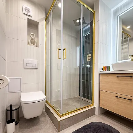 T25 Urban Hideaway *