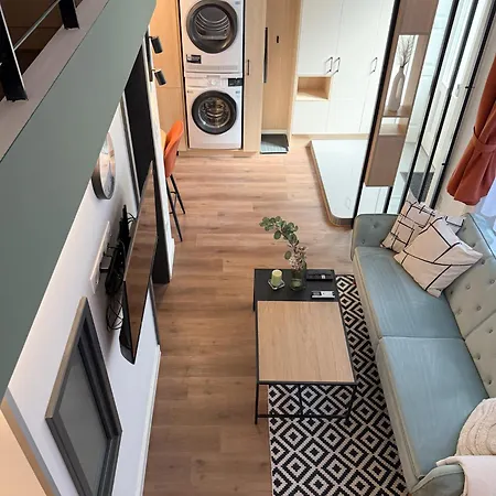 T25 Urban Hideaway アパート
