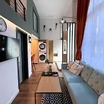 T25 Urban Hideaway